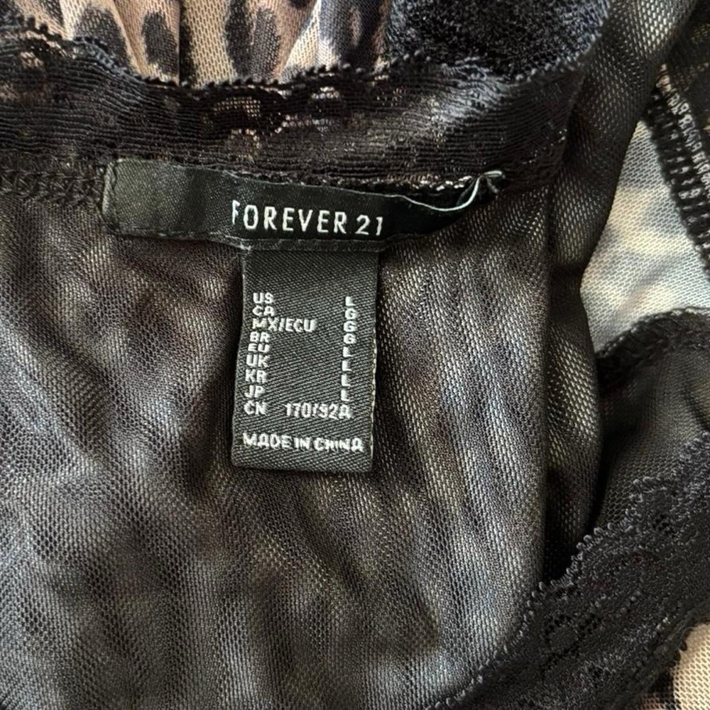 Forever 21 Leopard Print Off-Shoulder Sheer Blouse - Picture 4 of 4
